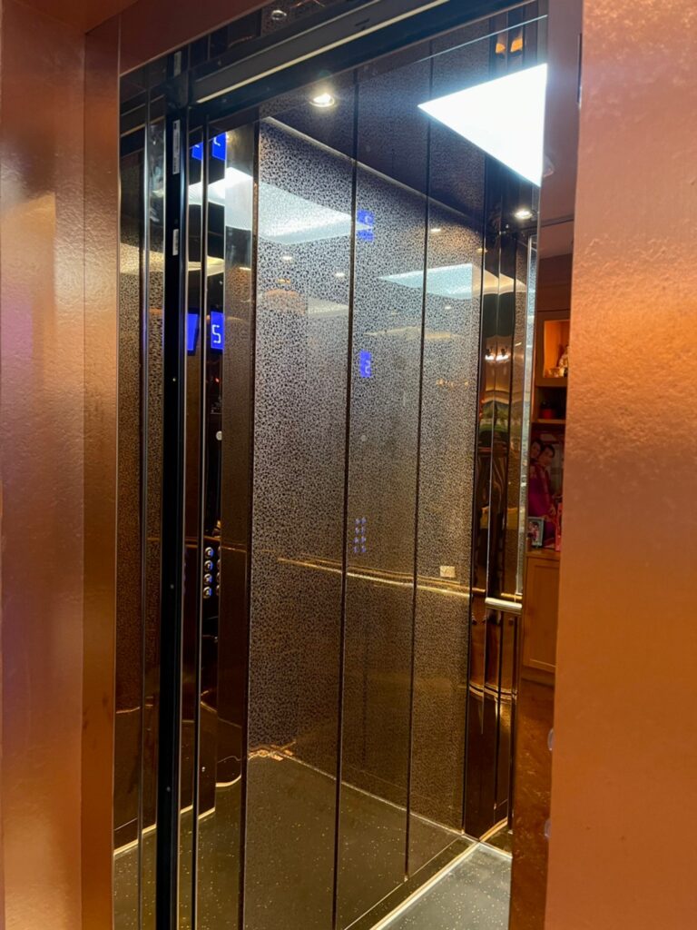 rose-gold-home-lift-cus-cabin5